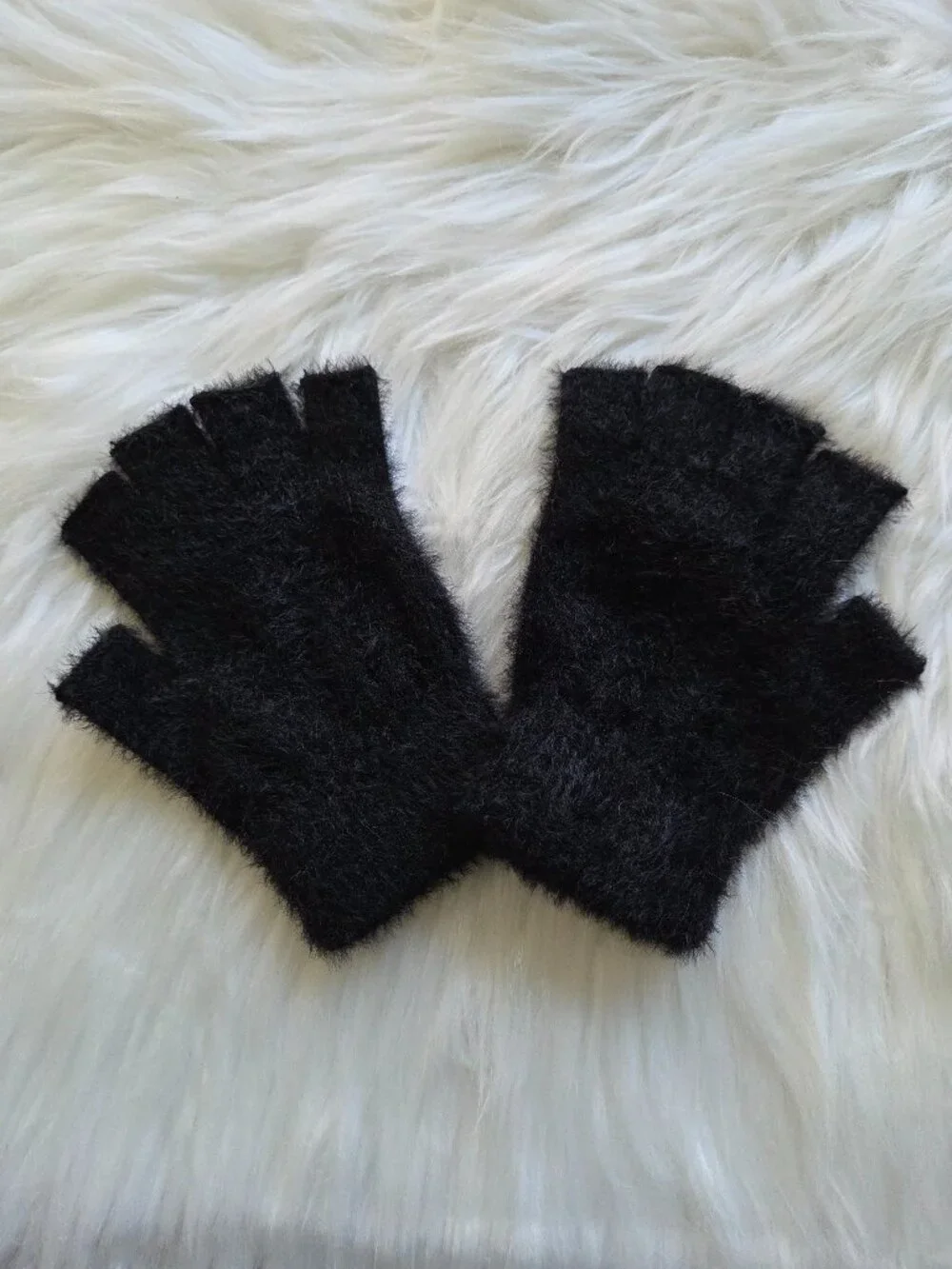 Fuzzy Black Fingerless Gloves